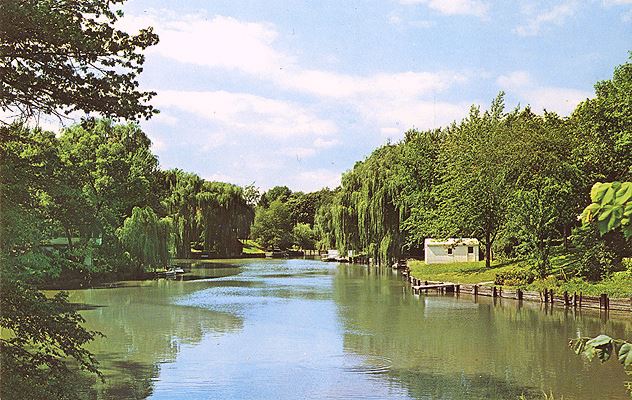 HobartIndiana-LakeGeorge-LittleGem-circa1965-SS